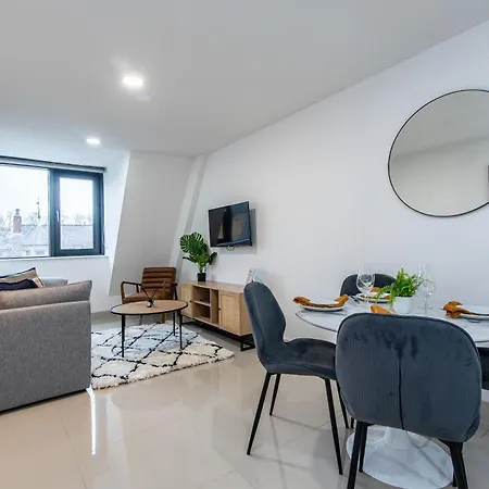 3-br In Prime Centre * Leeds (West Yorkshire)