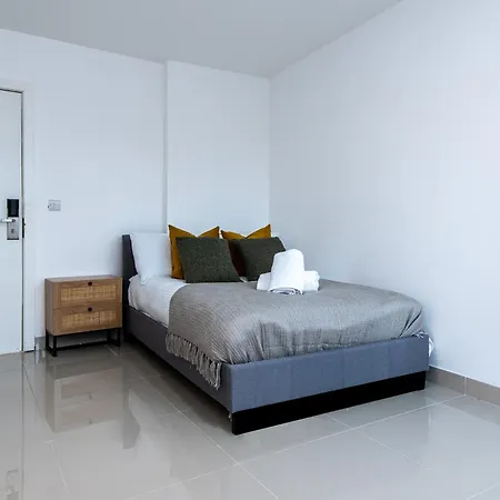 3-br In Prime Centre Leeds (West Yorkshire)