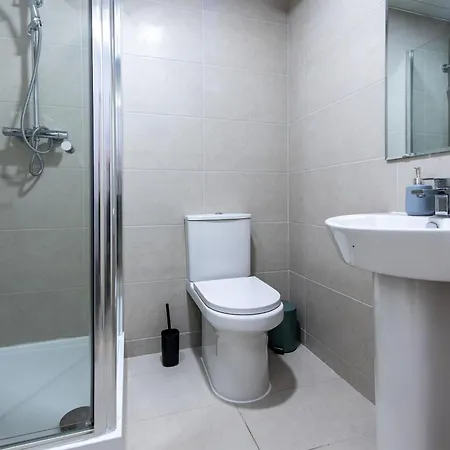 3-br In Prime Leeds Centre * Leeds (West Yorkshire)